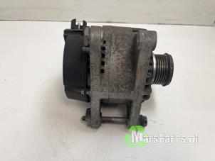 Dynamo van een Peugeot 208 I (CA/CC/CK/CL) 1.2 Vti 12V PureTech 82 2013