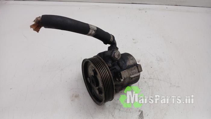 Usagé Pompe direction assistée Opel Combo 1.3 CDTI 16V ecoFlex Prix € 50,00 Règlement à la marge proposé par Autodemontagebedrijf De Mars