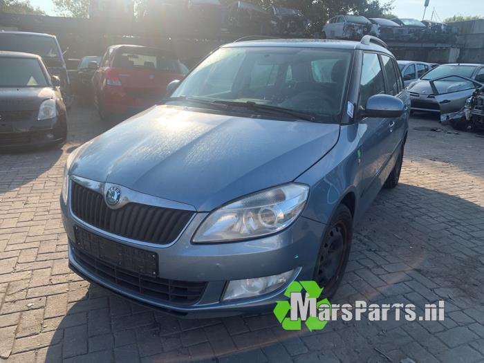 Usagé Pompe de direction Skoda Fabia II Combi 1.2 TDI 12V Greenline Prix € 75,00 Règlement à la marge proposé par Autodemontagebedrijf De Mars