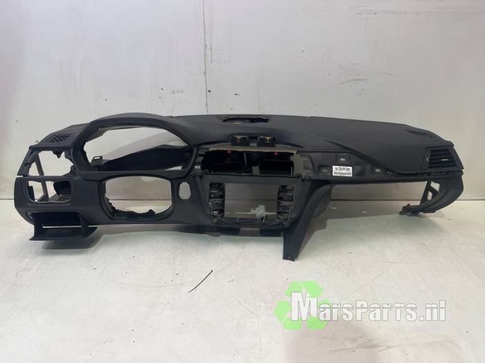 Używane Panel BMW 3 serie (F30) 328i 2.0 16V Cena € 675,00 Procedura marży oferowane przez Autodemontagebedrijf De Mars