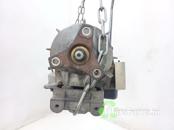 Getriebe van een Chrysler 300 C Touring 3.5 V6 24V 2005