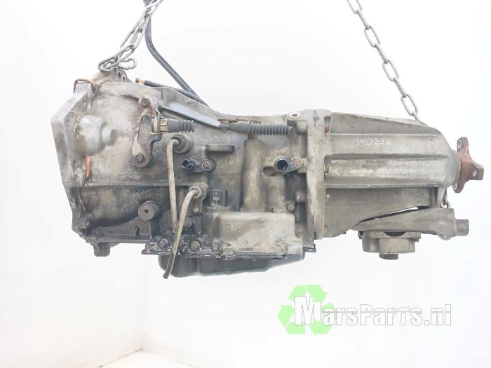 Getriebe van een Chrysler 300 C Touring 3.5 V6 24V 2005