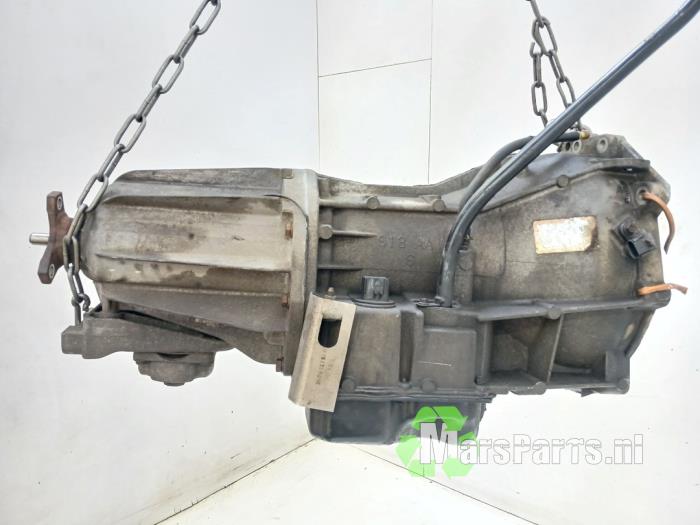 Getriebe van een Chrysler 300 C Touring 3.5 V6 24V 2005