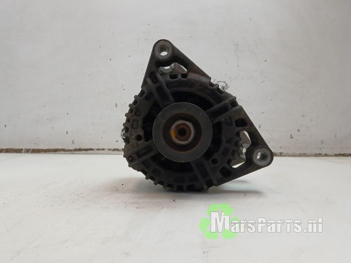 Begagnade Dynamo Opel Corsa D 1.2 16V Pris € 35,00 Marginaltabell erbjuds av Autodemontagebedrijf De Mars