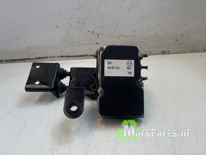 Begagnade ABS-pump Skoda Fabia II (5J) 1.2i 12V Pris € 85,00 Marginaltabell erbjuds av Autodemontagebedrijf De Mars