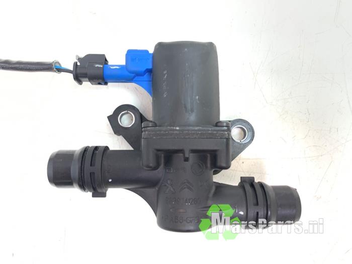 Begagnade Extra vattenpump Fiat Scudo E-Scudo Pris € 35,00 Marginaltabell erbjuds av Autodemontagebedrijf De Mars