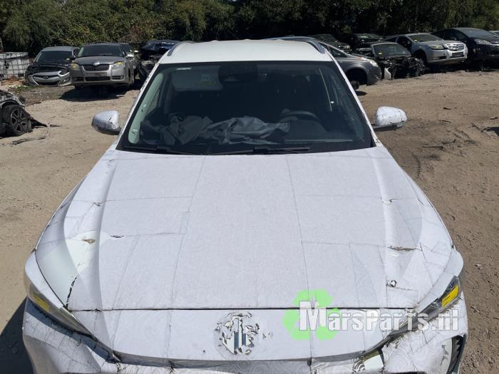 Używane Maska MG ZS Hybrid+ 1.5 Hybrid+ Cena na żądanie oferowane przez Autodemontagebedrijf De Mars