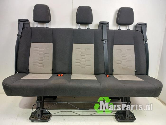 Używane Fotel tylny Ford Transit Custom 2.2 TDCi 16V Cena € 100,00 Procedura marży oferowane przez Autodemontagebedrijf De Mars