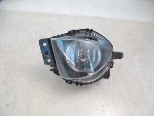 Used Fog light, front right BMW 3 serie Touring (E91) 318d 16V Price € 15,00 Margin scheme offered by Autobedrijf Broekhuis B.V.