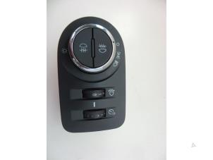 Gebrauchte Licht Schalter Opel Corsa E 1.0 SIDI Turbo 12V Preis € 20,00 Margenregelung angeboten von Autobedrijf Broekhuis B.V.