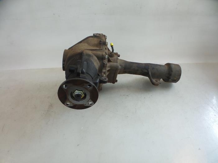 Gebrauchte Differential vorne Toyota Land Cruiser (J12) 3.0 D-4D 16V Preis € 450,00 Margenregelung angeboten von Autobedrijf Broekhuis B.V.