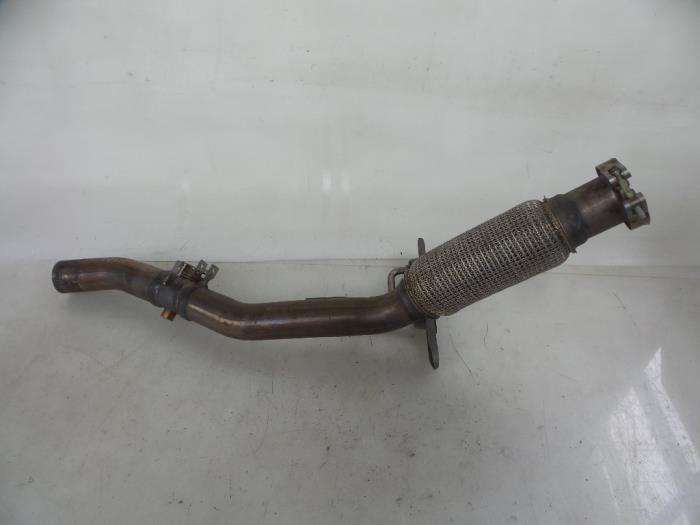 Used Exhaust front section Skoda Superb (3V3) 1.6 TDI Price € 45,00 Margin scheme offered by Autobedrijf Broekhuis B.V.