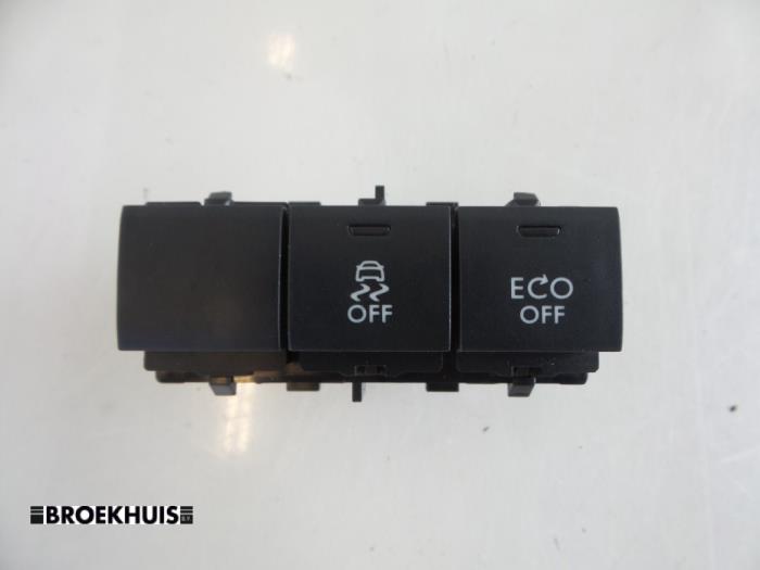 Interruptor ESP de un Peugeot 208 I (CA/CC/CK/CL) 1.6 e-HDi FAP 2014