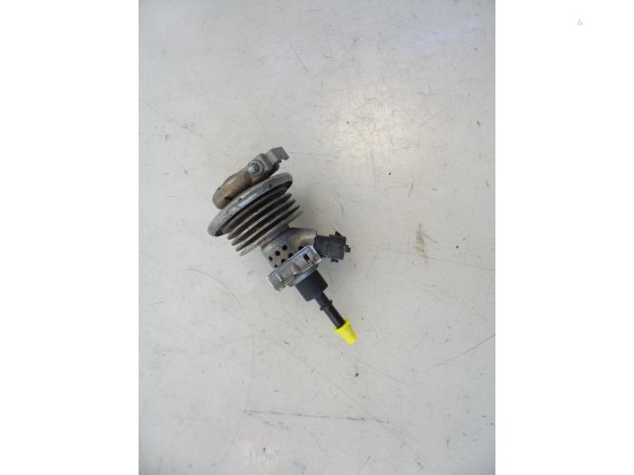 Gebrauchte Adblue Injektor Mercedes Sprinter 3,5t (906.63) 319 CDI,BlueTEC V6 24V Preis auf Anfrage angeboten von Autobedrijf Broekhuis B.V.