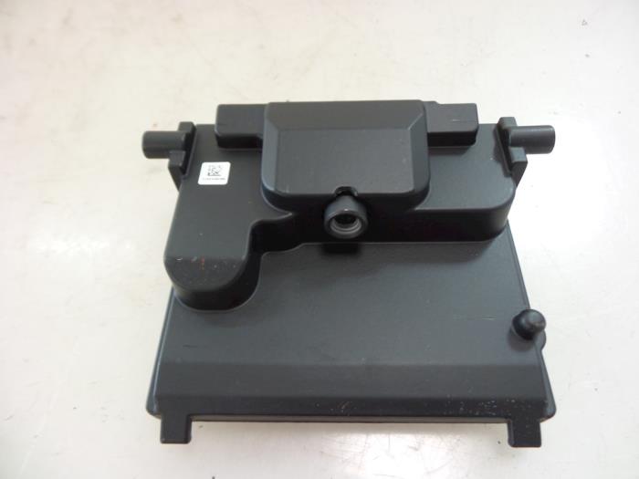 Gebrauchte Bremsassistent Sensor Ford Fiesta 7 1.1 Ti-VCT 12V 70 Preis € 50,00 Margenregelung angeboten von Autobedrijf Broekhuis B.V.