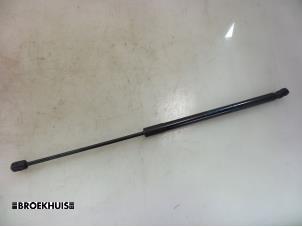 Used Rear gas strut, left Ford Fiesta 7 1.1 Ti-VCT 12V 70 Price € 15,00 Margin scheme offered by Autobedrijf Broekhuis B.V.