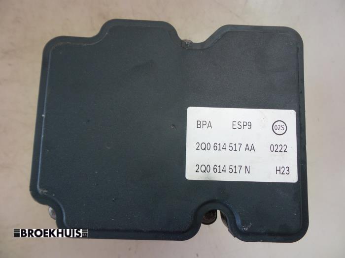 Pompe ABS d'un Volkswagen Polo VI (AW1) 1.0 TSI 12V 2018