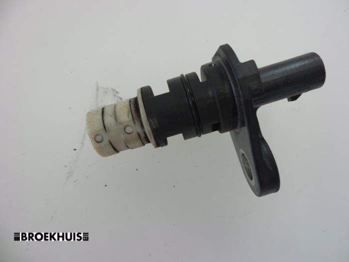 Begagnade Vevaxelsensor Volvo V40 (MV) 2.0 D4 16V Pris € 15,00 Marginaltabell erbjuds av Autobedrijf Broekhuis B.V.