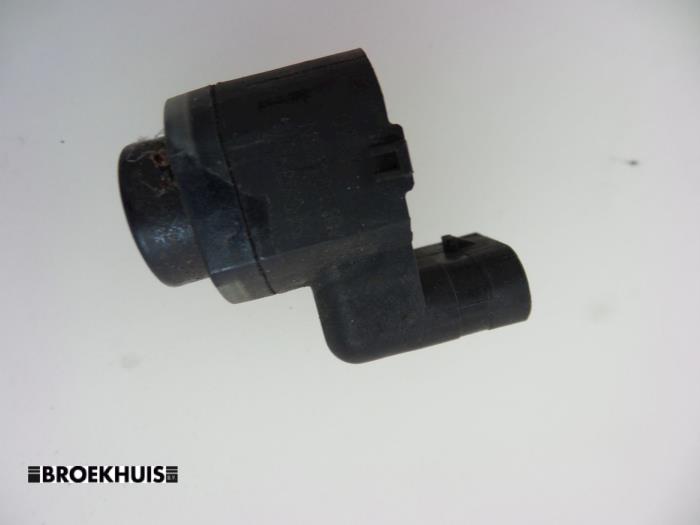 Usados Sensor PDC BMW 5 serie Touring (E61) 520d 16V Corporate Lease Precio € 20,00 Norma de margen ofrecido por Autobedrijf Broekhuis B.V.