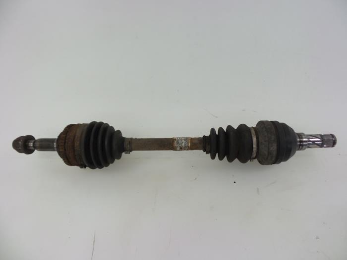 Gebrauchte Antriebswelle links vorne Chevrolet Tacuma 1.6 16V Preis € 45,00 Margenregelung angeboten von Autobedrijf Broekhuis B.V.