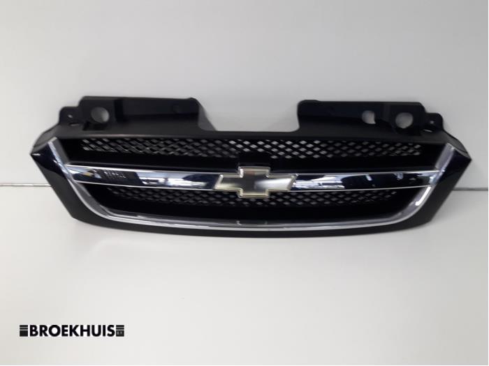 Używane Grill Chevrolet Tacuma 1.6 16V Cena € 50,00 Procedura marży oferowane przez Autobedrijf Broekhuis B.V.