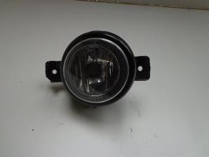Used Fog light, front right Renault Clio II (BB/CB) 1.4 16V Price € 10,00 Margin scheme offered by Autobedrijf Broekhuis B.V.