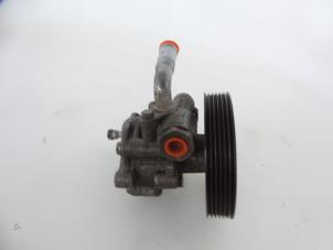 Begagnade Servostyrningspump Ford Fiesta 5 (JD/JH) 1.4 TDCi Pris € 50,00 Marginaltabell erbjuds av Autobedrijf Broekhuis B.V.