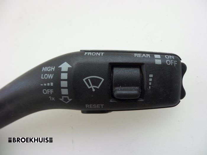 Interruptor de limpiaparabrisas de un Audi A3 Sportback (8PA) 1.9 TDI 2009