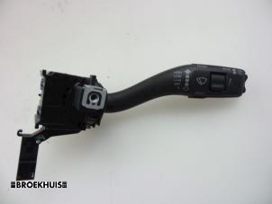 Usados Interruptor de limpiaparabrisas Audi A3 Sportback (8PA) 1.9 TDI Precio € 20,00 Norma de margen ofrecido por Autobedrijf Broekhuis B.V.
