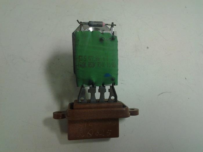 Heater resistor from a Fiat Stilo MW (192C) 1.6 16V 2003