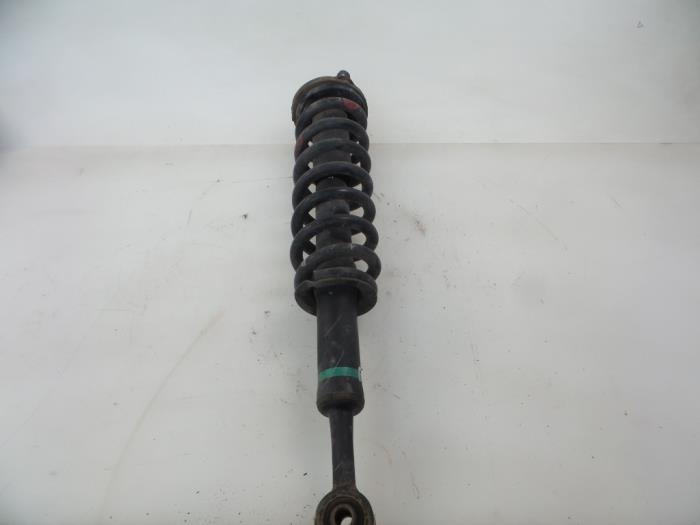 Front shock absorber rod, right from a Toyota Hi-lux IV 2.5 D4-D 16V 4x4 2016