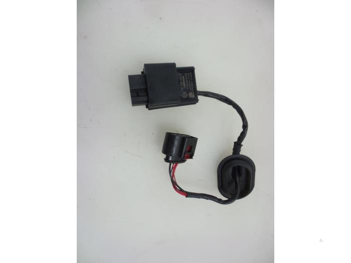 Fuel Pump Control Module - 1K0906093H