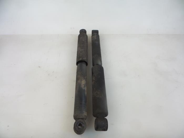 Shock absorber kit from a Volkswagen Crafter 2.0 BiTDI 2016