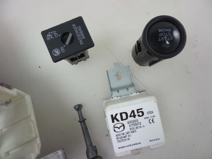Ordenadores de inyección de un Mazda CX-5 (KE,GH) 2.0 SkyActiv-G 165 16V 2WD 2012