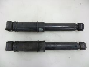 Used Shock absorber kit Renault Kangoo Express (FW) 1.5 dCi 90 FAP Price € 60,50 Inclusive VAT offered by Autobedrijf Broekhuis B.V.
