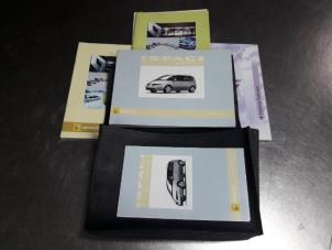 Used Instruction Booklet Renault Espace (JK) 2.0 16V Price € 15,00 Margin scheme offered by Autobedrijf Broekhuis B.V.