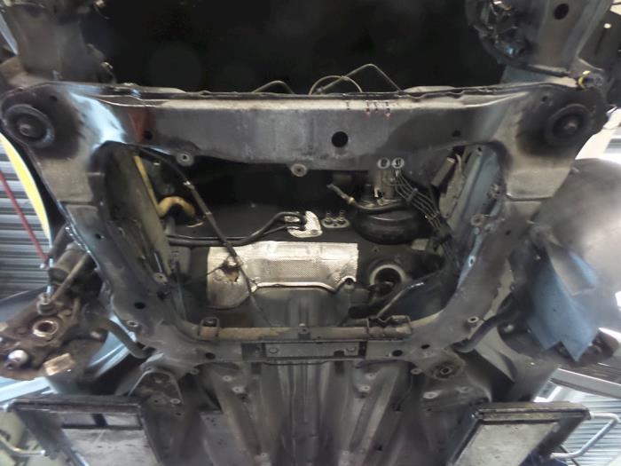 Subframe Volvo V70 2.4 D5 20V D5244T
