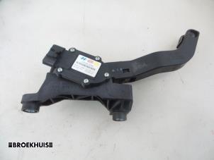 Used Accelerator pedal Hyundai i40 CW (VFC) 1.7 CRDi 16V Price € 30,00 Margin scheme offered by Autobedrijf Broekhuis B.V.