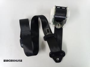 Used Rear seatbelt, left Peugeot 5008 I (0A/0E) 1.6 HDiF 16V Price € 25,00 Margin scheme offered by Autobedrijf Broekhuis B.V.
