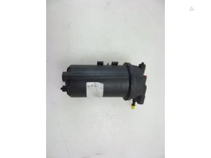 Used Fuel filter housing Opel Movano Combi 2.3 CDTi 16V FWD Price € 24,20 Inclusive VAT offered by Autobedrijf Broekhuis B.V.
