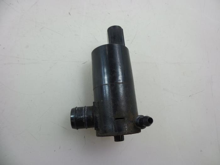 Begagnade Pump, vindrutespolare Suzuki SX4 (EY/GY) 1.6 16V VVT Grip 4x4 Pris € 10,00 Marginaltabell erbjuds av Autobedrijf Broekhuis B.V.