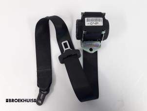Used Rear seatbelt, right BMW 3 serie Touring (E91) 325d 24V Price € 15,00 Margin scheme offered by Autobedrijf Broekhuis B.V.