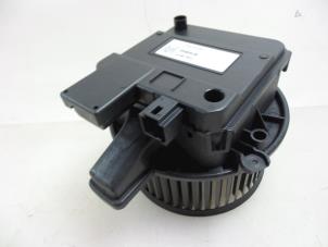 Used Heating and ventilation fan motor Audi A4 (B9) 2.0 T MHEV 16V Price € 150,00 Margin scheme offered by Autobedrijf Broekhuis B.V.
