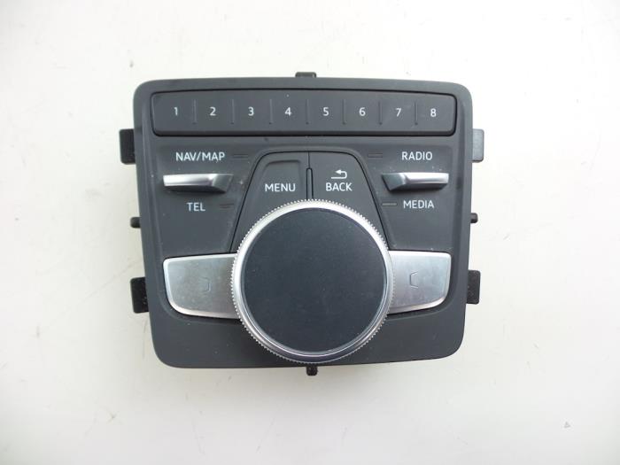 Navigation control panel from a Audi A4 (B9) 2.0 T MHEV 16V 2018