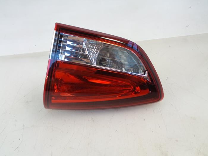 Taillight, right from a Renault Clio IV Estate/Grandtour (7R) 1.5 Energy dCi 90 FAP 2014