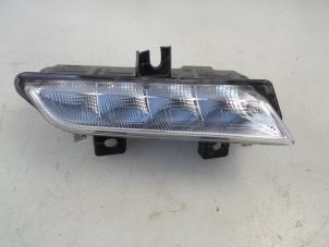 Used Daytime running light, right Renault Clio IV Estate/Grandtour (7R) 1.5 Energy dCi 90 FAP Price € 50,00 Margin scheme offered by Autobedrijf Broekhuis B.V.