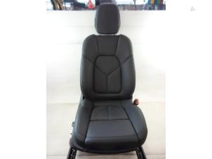 Used Seat, right Porsche Cayenne II (92A) 3.0 S E-Hybrid 24V Price € 250,00 Margin scheme offered by Autobedrijf Broekhuis B.V.