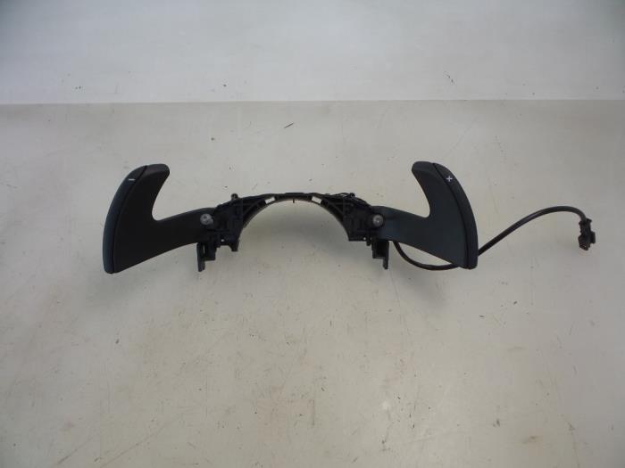 Usagé Kit manettes de commande Citroen C4 Picasso (3D/3E) 1.6 BlueHDI 120 Prix € 25,00 Règlement à la marge proposé par Autobedrijf Broekhuis B.V.