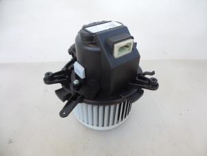 Used Heating and ventilation fan motor Citroen C4 Picasso (3D/3E) 1.6 BlueHDI 120 Price € 60,00 Margin scheme offered by Autobedrijf Broekhuis B.V.