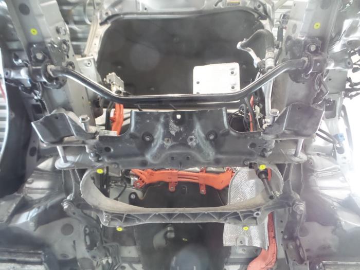 Used Subframe Lexus IS (E3) 300h 2.5 16V Price € 200,00 Margin scheme offered by Autobedrijf Broekhuis B.V.